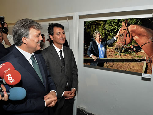 Cumhurbaşkanı Gül, Cumhurbaşkanlığı Fotoğrafçıları Fotoğraf Sergisi’nin Açılışını Yaptı